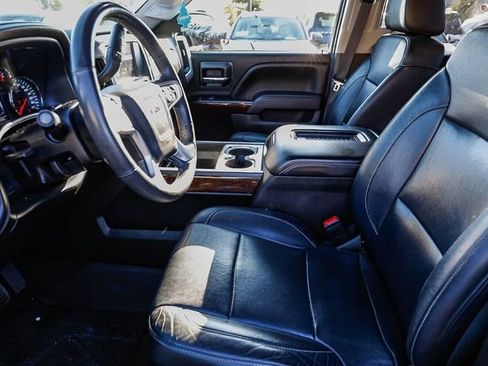 Used 2018 GMC Sierra 1500 SLT AWD/4WD image 17