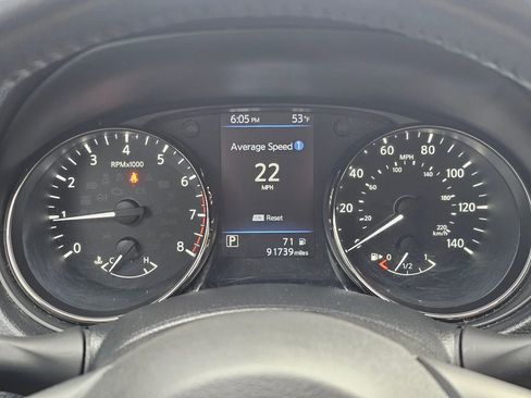 Used 2018 Nissan Rogue SV FWD image 26