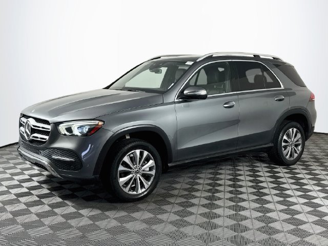 Used 2020 Mercedes-Benz GLE 350 4MATIC w/ MBUX Technology Package image 4