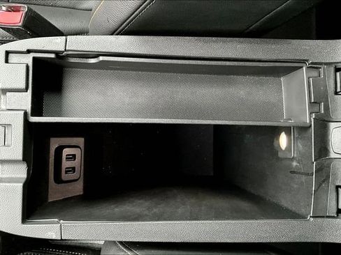 Used 2020 Chevrolet Equinox Premier image 16