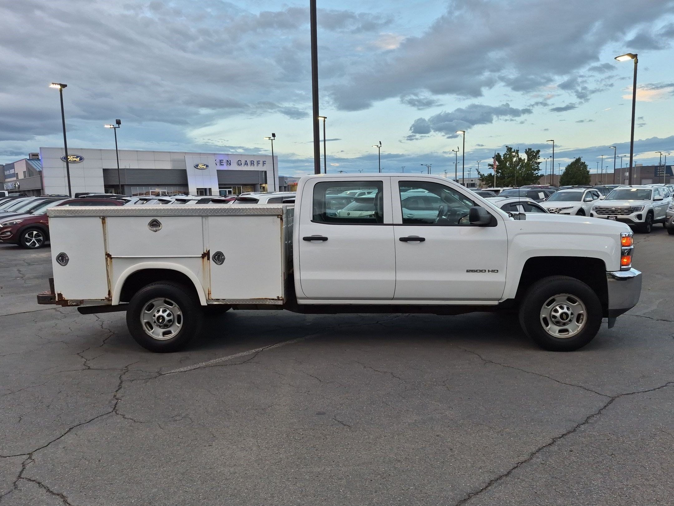 Used 2018 Chevrolet Silverado 2500 W/T w/ Snow Plow Prep Package AWD/4WD image 2