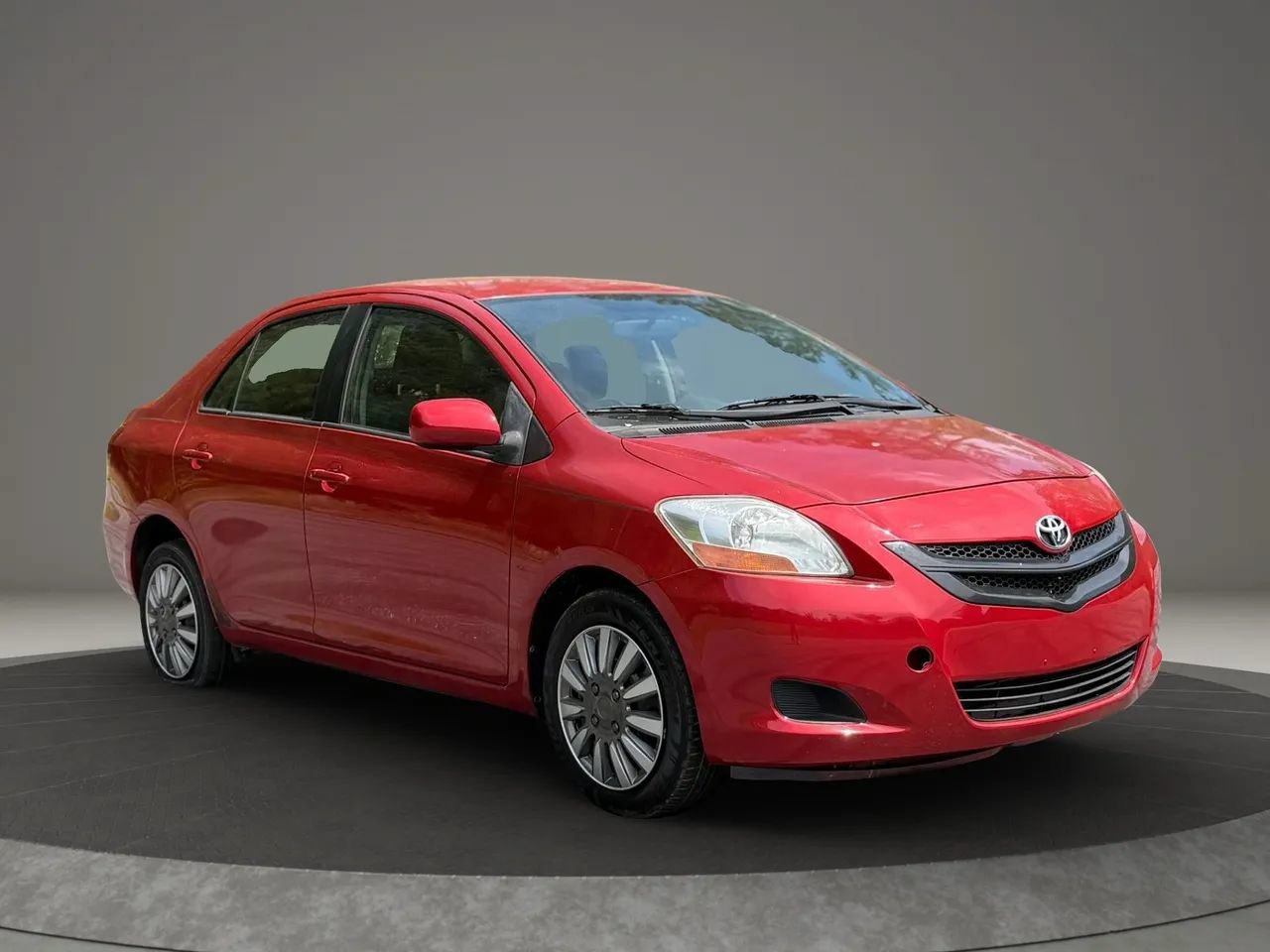 Used 2008 Toyota Yaris Sedan w/ Convenience Pkg FWD image 3