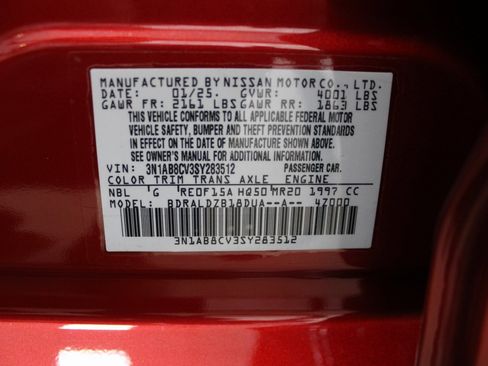 Used 2025 Nissan Sentra SV image 38