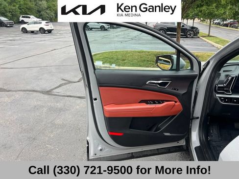 Certified 2023 Kia Sportage SX AWD/4WD image 23