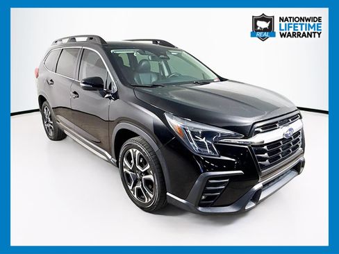 Used 2023 Subaru Ascent Limited image 1