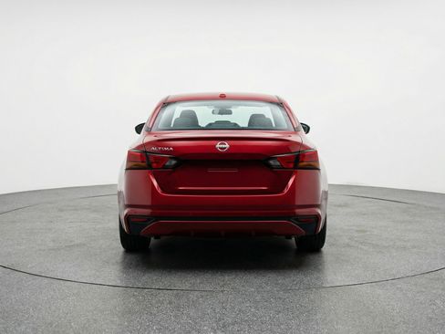 Used 2025 Nissan Altima 2.5 SV image 7