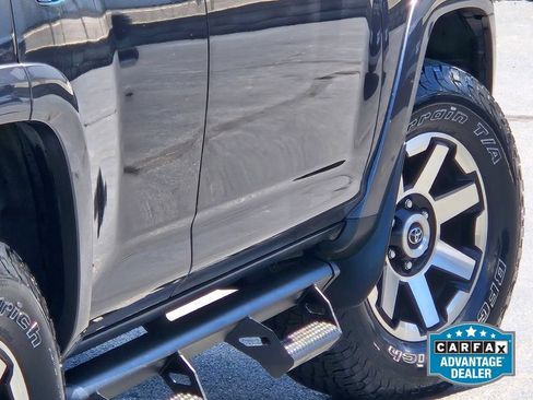 Used 2021 Toyota 4Runner TRD Off-Road Premium w/ Moonroof Package AWD/4WD image 13