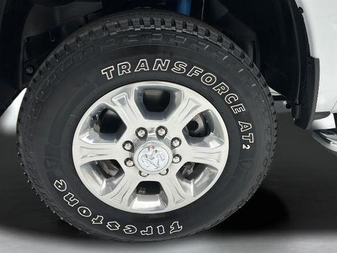 Used 2025 RAM 2500 Big Horn AWD/4WD image 10