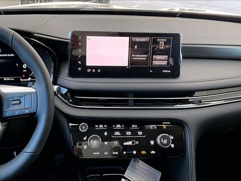 New 2026 INFINITI QX60 Luxe w/ Cargo Package image 9