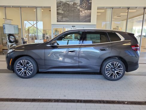 New 2026 BMW X3 xDrive30i w/ Premium Package AWD/4WD image 2