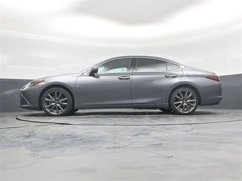 Used 2019 Lexus ES 350 Ultra Luxury image 43