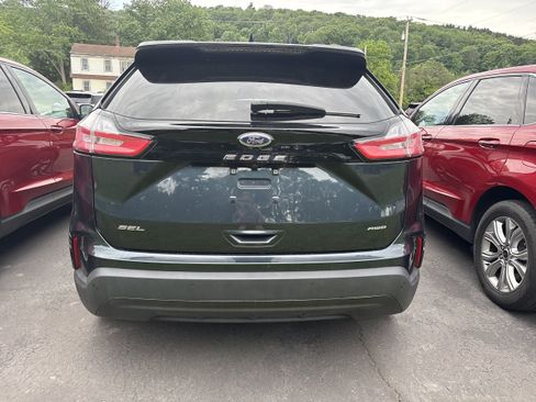 Used 2023 Ford Edge SEL w/ Sport Appearance Package AWD/4WD image 4