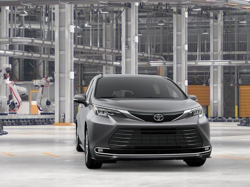 New 2026 Toyota Sienna Limited image 16