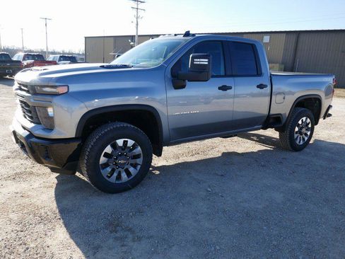 New 2026 Chevrolet Silverado 2500 Custom w/ Custom Value Package image 7