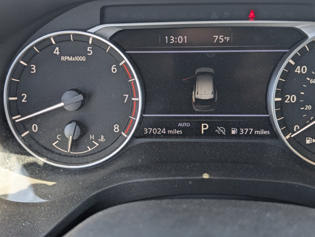 Used 2025 Nissan Rogue SV AWD/4WD image 21