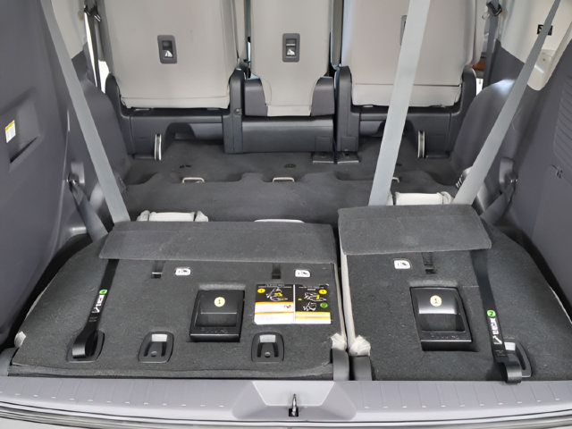 Used 2022 Toyota Sienna LE FWD image 17