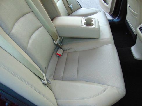 Used 2013 Honda Accord Touring image 17