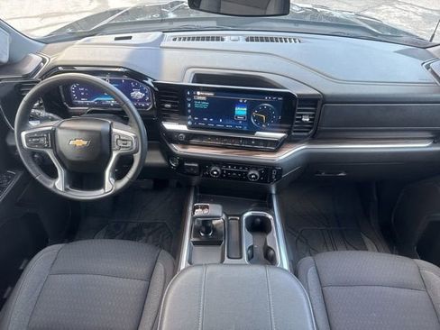 Used 2024 Chevrolet Silverado 1500 LT image 33
