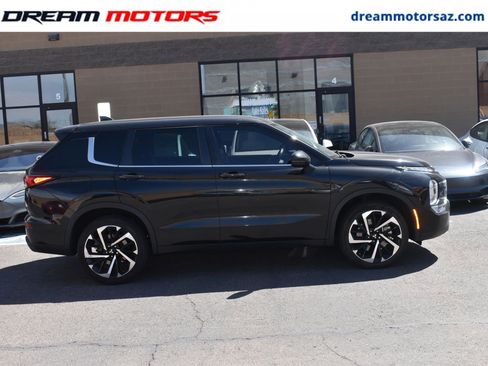 Used 2022 Mitsubishi Outlander ES FWD image 1