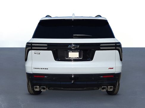 New 2026 Chevrolet Traverse RS image 6