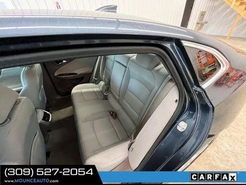 Used 2020 Chevrolet Malibu LT image 11