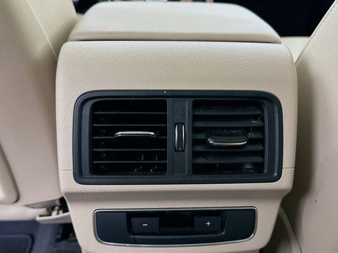 Used 2021 Audi Q5 e Premium w/ Convenience Package image 17