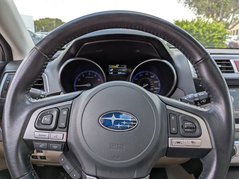 Used 2016 Subaru Outback 2.5i Limited AWD/4WD image 28