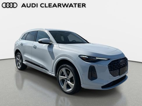 New 2025 Audi Q5 Prestige image 7