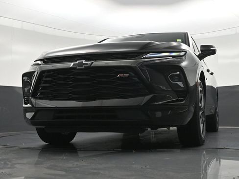 Used 2023 Chevrolet Blazer RS FWD image 30