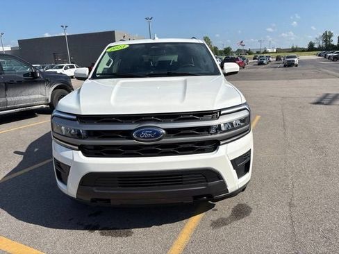 Used 2023 Ford Expedition XLT AWD/4WD image 17