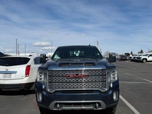 Used 2020 GMC Sierra 2500 Denali w/ Denali Ultimate Package image 2