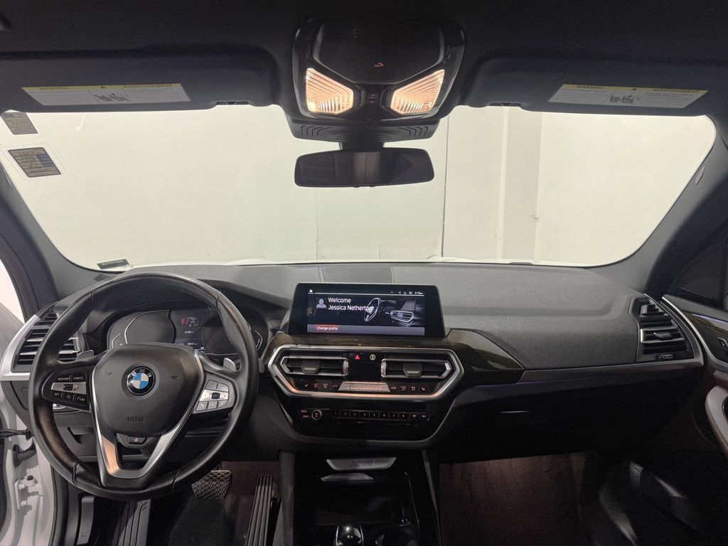 Used 2022 BMW X3 xDrive30i AWD/4WD image 2