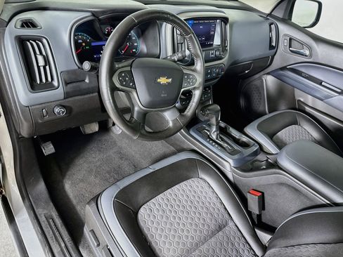 Used 2020 Chevrolet Colorado Z71 RWD image 8