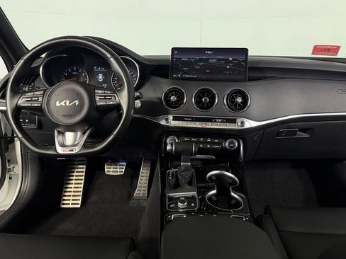 Used 2022 Kia Stinger GT-Line RWD image 14
