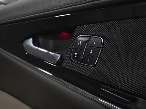 Used 2021 Lincoln Nautilus Reserve image 33