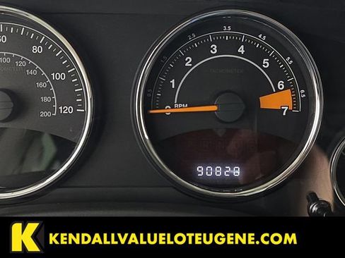 Used 2016 Jeep Compass High Altitude image 12