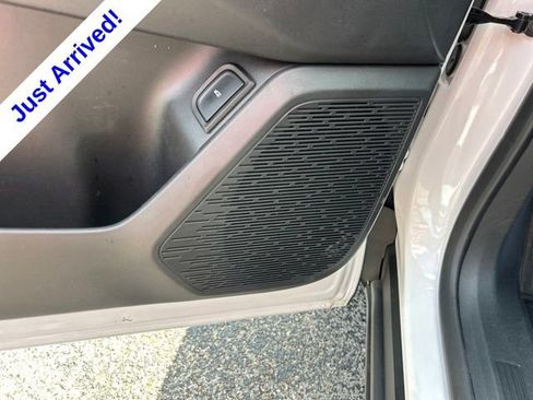 Used 2025 Chevrolet Equinox LT w/ Convenience Package II FWD image 14