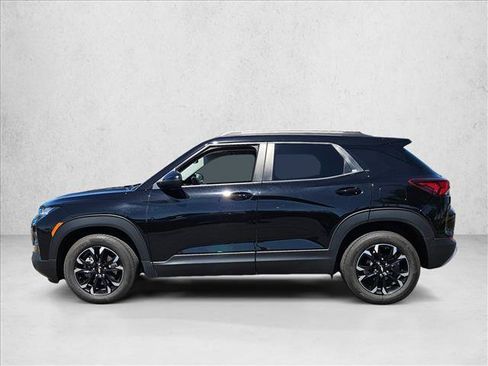 Certified 2023 Chevrolet TrailBlazer LT w/ Convenience Package FWD image 8