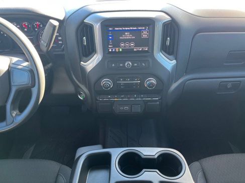 Used 2024 Chevrolet Silverado 1500 Custom image 13