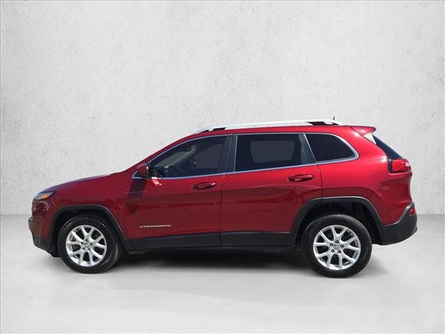 Used 2016 Jeep Cherokee Latitude w/ Comfort & Sound Group FWD image 9