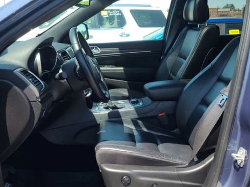 Used 2020 Jeep Grand Cherokee Limited AWD/4WD image 11