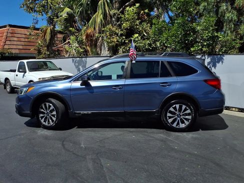 Used 2017 Subaru Outback 2.5i Limited AWD/4WD image 4