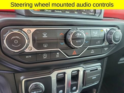 Used 2022 Jeep Wrangler Rubicon AWD/4WD image 16