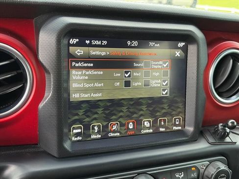 Used 2019 Jeep Wrangler Rubicon AWD/4WD image 15