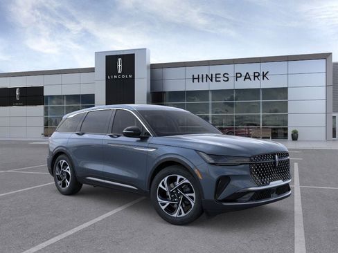 New 2026 Lincoln Nautilus Premier w/ Equipment Group 102A image 7