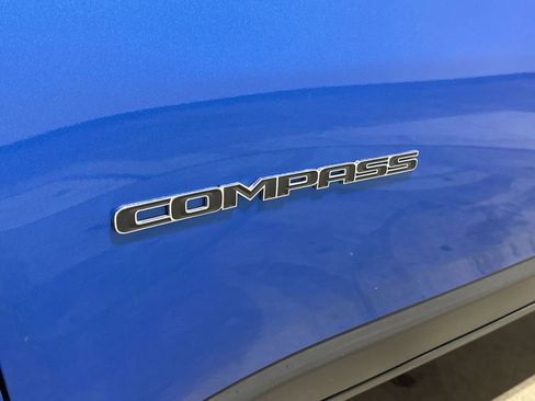 Used 2021 Jeep Compass Latitude w/ Convenience Group AWD/4WD image 25