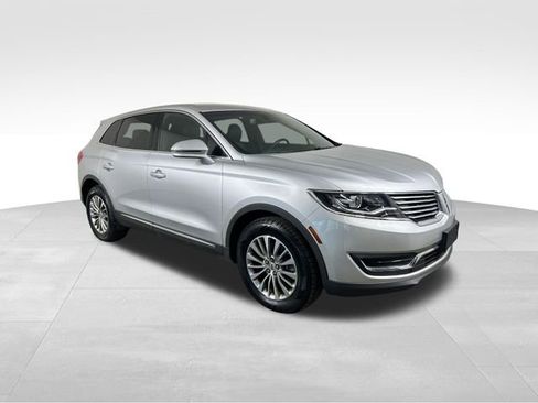 Used 2017 Lincoln MKX Select w/ Select Plus Package image 8