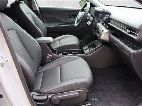 Used 2026 Hyundai Kona Limited FWD image 28