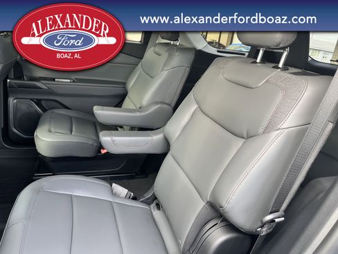 New 2026 Ford Explorer Active w/ Active Comfort Package image 12