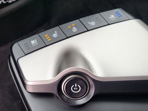 New 2025 Kia EV6 Wind image 21